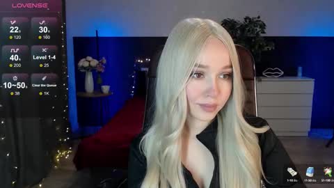 Alexia online show from September 28, 2025, 3:06 pm