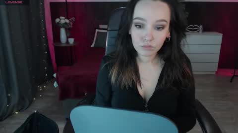 Alexia online show from October 24, 2025, 10:00 am