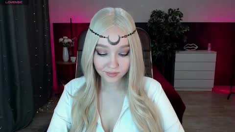 Alexia online show from November 1, 2025, 2:19 pm