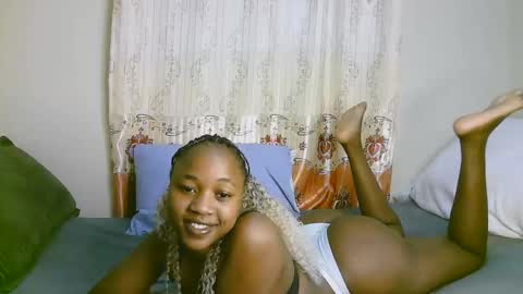 Snapshot of sexy_ariana_2 chatting on March 3, 2025, 4:14 pm Ariana online show from March 3, 2025, 4:14 pm