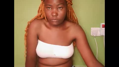 Snapshot of sexy_banice chatting on February 3, 2026, 6:22 am sexy_banice online show from February 3, 2026, 6:22 am