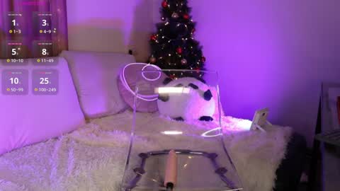 Lina online show from December 15, 2024, 8:41 am