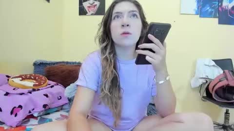 Snapshot of sexy_blondes_ chatting on February 24, 2026, 2:48 pm sexy_blondes_ online show from February 24, 2026, 2:48 pm