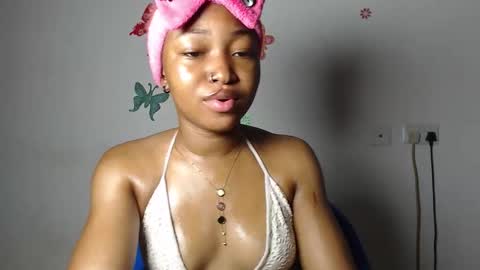 sexy_bluey247 online show from December 4, 2025, 8:01 am