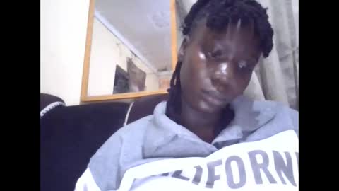 sexy_butty01 online show from April 3, 2026, 6:39 pm