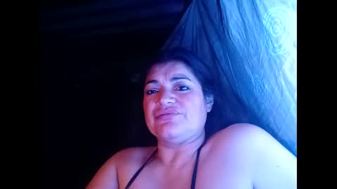Snapshot of sexy_camy chatting on March 10, 2025, 7:32 am Camy Yamy online show from March 10, 2025, 7:32 am