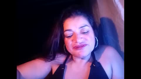 Snapshot of sexy_camy chatting on March 11, 2025, 6:53 am Camy Yamy online show from March 11, 2025, 6:53 am
