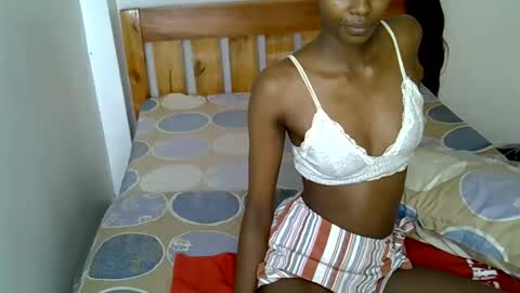 sexy_charliee online show from February 6, 2026, 11:46 am