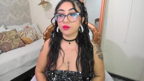 Snapshot of sexy_cristall chatting on January 6, 2025, 3:31 am C R I S T A L online show from January 6, 2025, 3:31 am