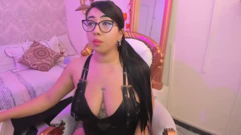 Snapshot of sexy_cristall chatting on February 28, 2025, 8:18 pm C R I S T A L online show from February 28, 2025, 8:18 pm