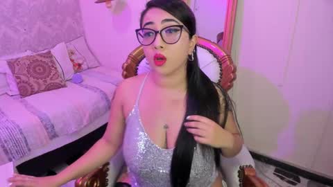 Snapshot of sexy_cristall chatting on March 1, 2025, 9:37 pm C R I S T A L online show from March 1, 2025, 9:37 pm