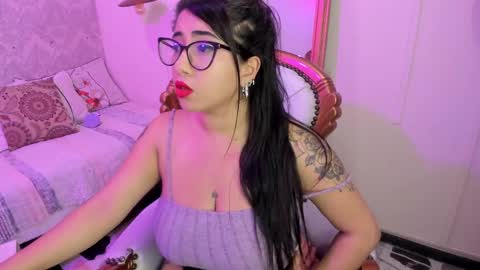 Snapshot of sexy_cristall chatting on March 2, 2025, 6:59 am C R I S T A L online show from March 2, 2025, 6:59 am