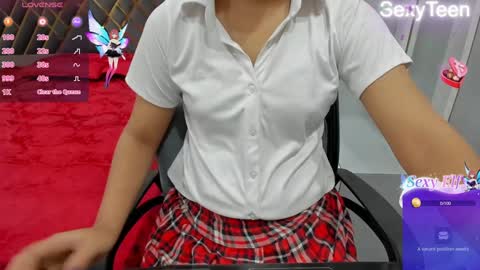 Snapshot of sexy_doll_1_ chatting on February 2, 2025, 11:40 am Sexydoll online show from February 2, 2025, 11:40 am