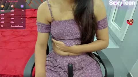 Snapshot of sexy_doll_1_ chatting on February 11, 2025, 4:46 pm Sexydoll online show from February 11, 2025, 4:46 pm