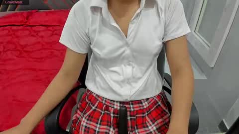 Snapshot of sexy_doll_1_ chatting on February 24, 2025, 1:31 pm Sexydoll online show from February 24, 2025, 1:31 pm