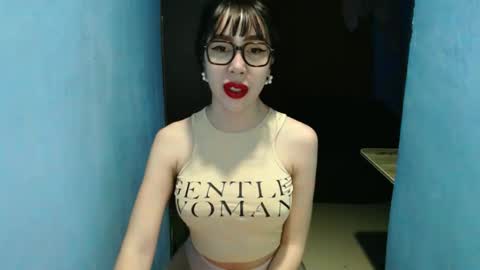 sexy_emily92 online show from March 30, 2026, 12:28 pm
