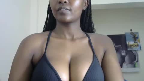 Snapshot of sexy_flavia8 chatting on November 21, 2025, 9:02 pm sexy_flavia8 online show from November 21, 2025, 9:02 pm