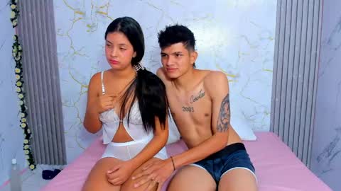 sexy_girls_extremes online show from March 24, 2026, 1:32 am