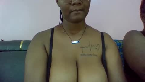 sexy_helle online show from December 5, 2025, 1:52 pm