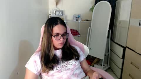 Snapshot of sexy_jasmin08 chatting on November 1, 2025, 11:34 am sexy_jasmin08 online show from November 1, 2025, 11:34 am