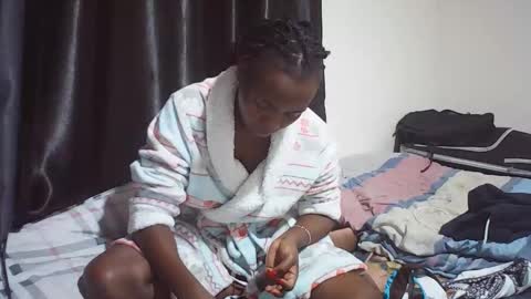 Snapshot of sexy_june20 chatting on April 3, 2026, 1:42 pm sexy_june20 online show from April 3, 2026, 1:42 pm