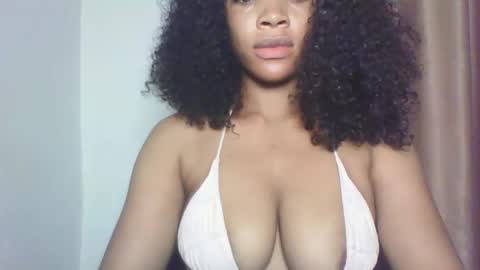 Sexy kitty881 online show from October 6, 2025, 9:34 pm