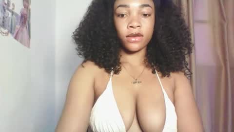 Sexy kitty881 online show from October 16, 2025, 3:35 pm