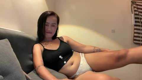 sexy_lamae online show from November 4, 2025, 12:37 pm