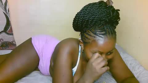 sexy_latasha online show from October 2, 2025, 5:53 pm