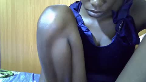 Snapshot of sexy_leila3 chatting on February 15, 2025, 10:42 pm kayla online show from February 15, 2025, 10:42 pm