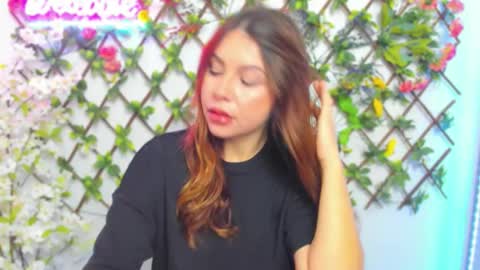 Lily online show from November 16, 2025, 11:54 pm