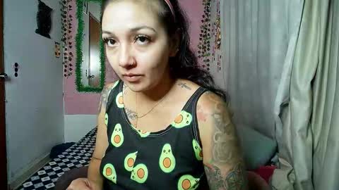 sexy lolas online show from October 10, 2025, 1:04 am