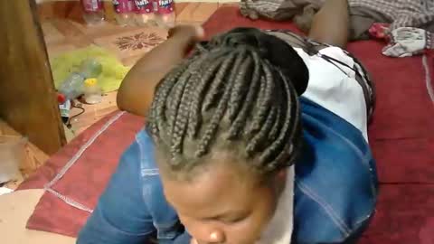 sexy_lunah online show from April 7, 2026, 6:52 pm