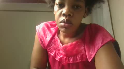 sexy_lyna online show from November 2, 2025, 4:15 am