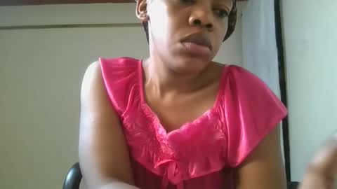 sexy_lyna online show from November 6, 2025, 6:58 am