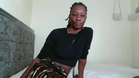 Snapshot of sexy_malyn chatting on November 21, 2025, 11:20 am Shasha Money online show from November 21, 2025, 11:20 am