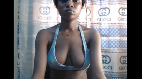 Snapshot of sexy_mariax chatting on December 16, 2024, 8:52 am Debby online show from December 16, 2024, 8:52 am