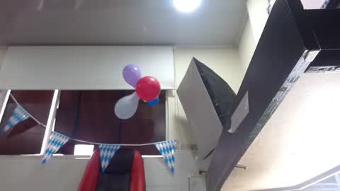 Snapshot of sexy_mature_hot01 chatting on October 6, 2025, 12:46 pm MARIPOSA online show from October 6, 2025, 12:46 pm