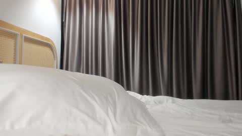 Ellie Mia online show from September 28, 2025, 5:51 pm