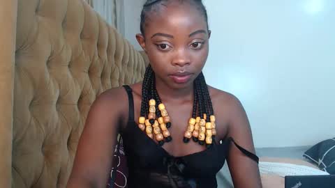 Snapshot of sexy_mistress5 chatting on April 15, 2026, 7:10 pm sexy online show from April 15, 2026, 7:10 pm