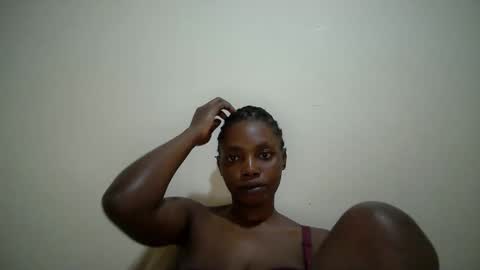 Snapshot of sexy_muna2 chatting on February 20, 2026, 1:00 pm sexy_muna2 online show from February 20, 2026, 1:00 pm