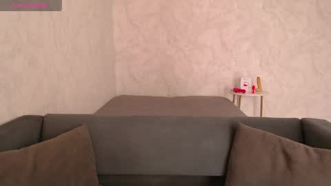 Snapshot of sexy_sansa chatting on May 19, 2026, 10:32 am Alina online show from May 19, 2026, 10:32 am