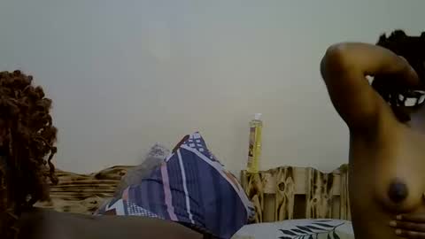 sexy_sasy online show from November 4, 2025, 1:48 am