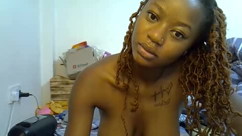 sexy_sasy online show from November 30, 2025, 1:31 am