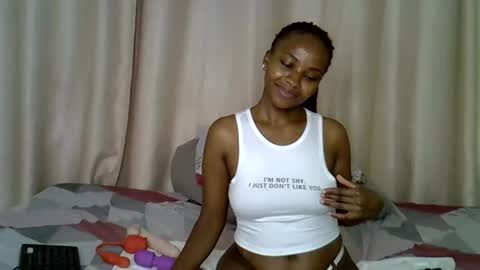 sexy_shan09 online show from February 18, 2026, 1:01 am