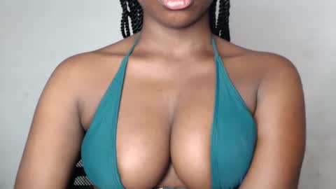 naomi online show from October 19, 2025, 11:11 am