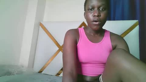 sexy_talisha online show from December 5, 2025, 10:57 am