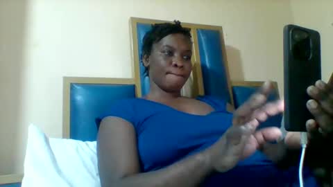 Snapshot of sexy_vivy1 chatting on October 4, 2025, 6:33 am sexy_vivy1 online show from October 4, 2025, 6:33 am