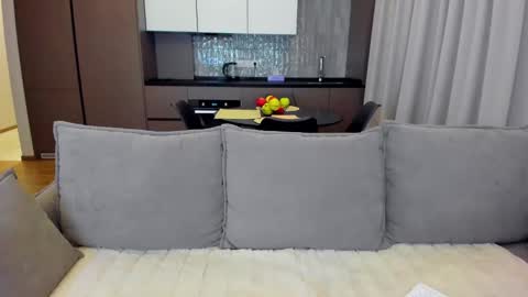 Snapshot of sexyangeloux chatting on January 21, 2025, 7:39 pm Lou online show from January 21, 2025, 7:39 pm