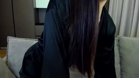 Snapshot of sexyangeloux chatting on January 21, 2025, 10:41 pm Lou online show from January 21, 2025, 10:41 pm